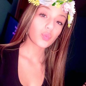 Meet your Posher, Kelsie